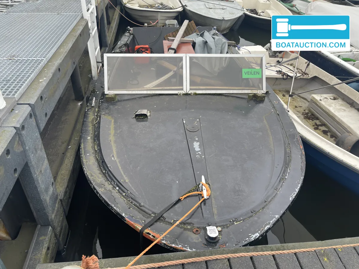 foto: 9 Motorboat 600