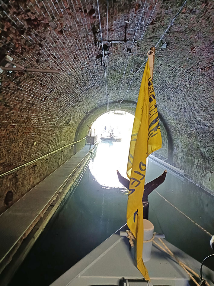 foto: 48 Luxe Motor 26.25 met UBC