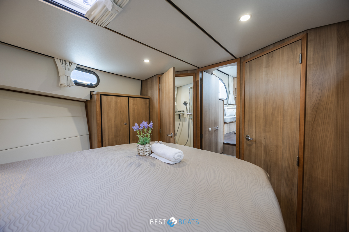 foto: 27 Linssen 35 SL AC