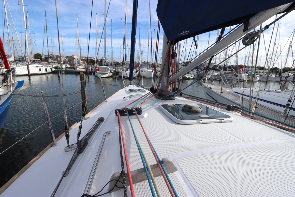 foto: 104 Beneteau  First 36.7 Performance uitvoering