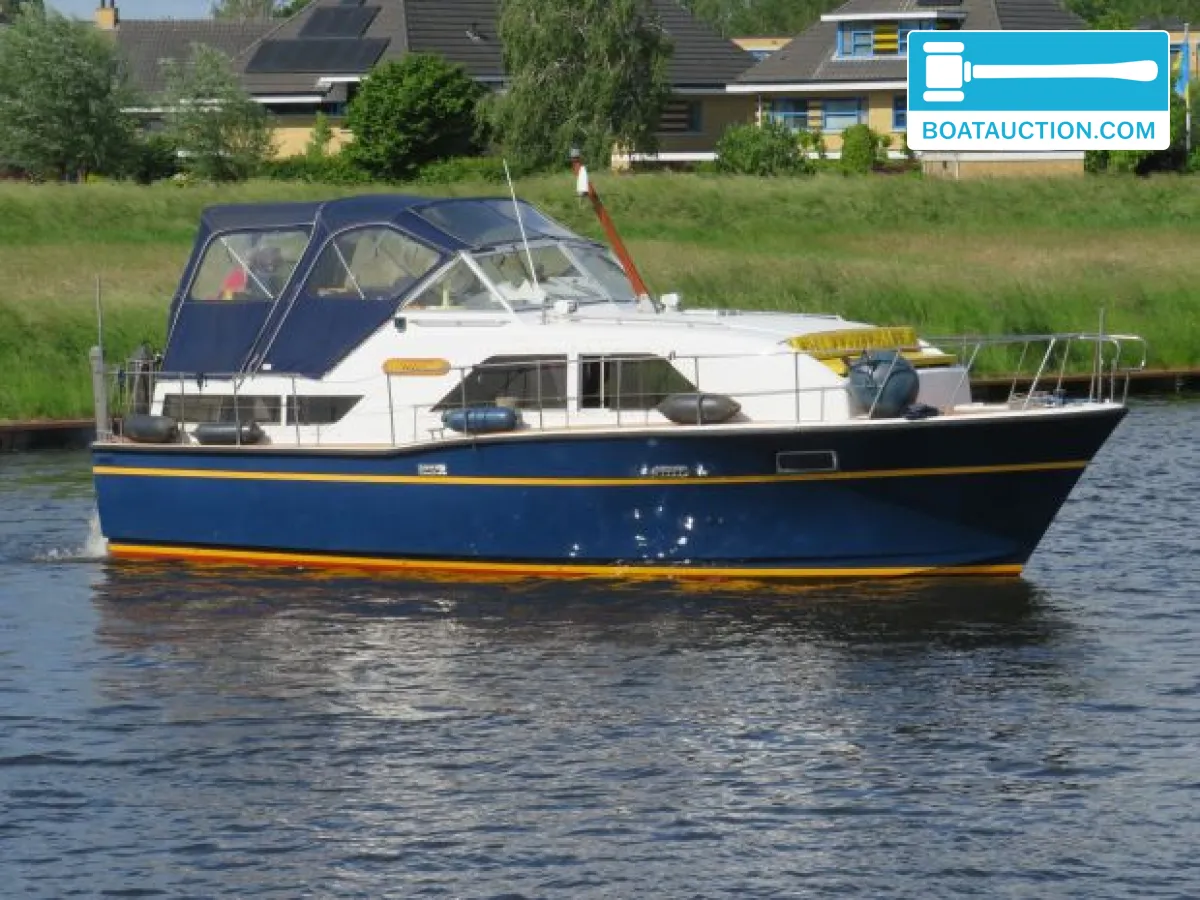 hoofdfoto: 1 Chris Craft Catalina 35 DC
