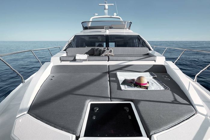 foto: 16 Azimut 50