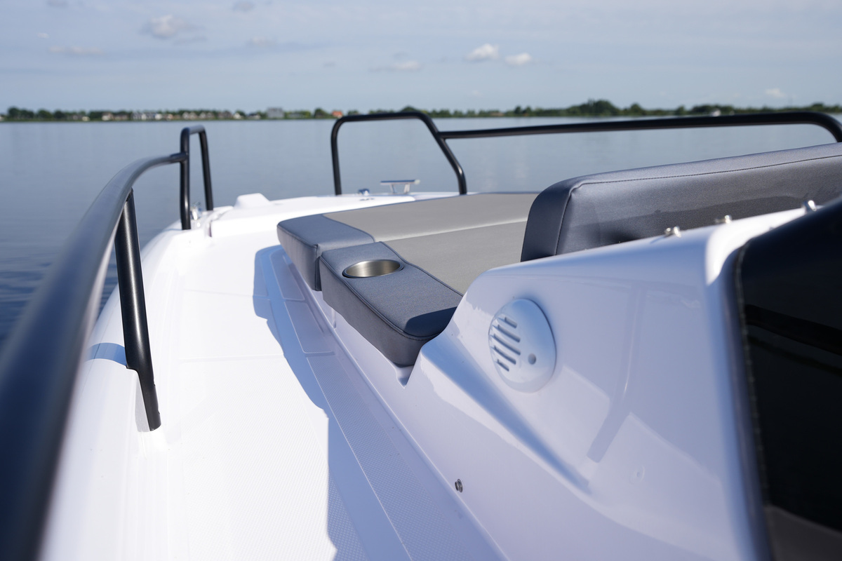 foto: 53 Axopar 25 Cross Bow