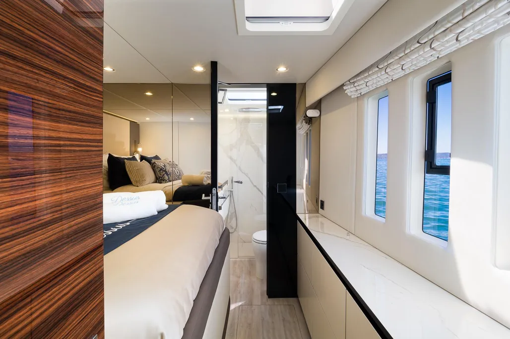 foto: 57 Sunreef 60 Dessus