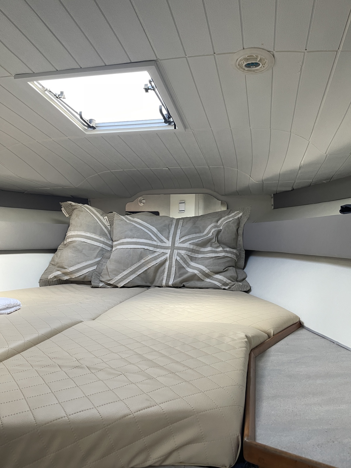 foto: 37 Sea Ray 310 Sundancer 