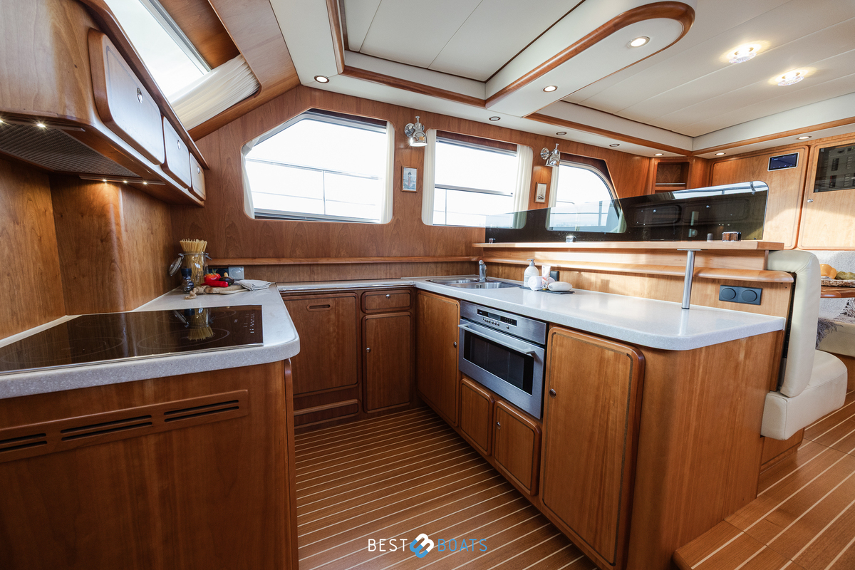 foto: 37 Linssen Grand Sturdy 500 Variotop MKII