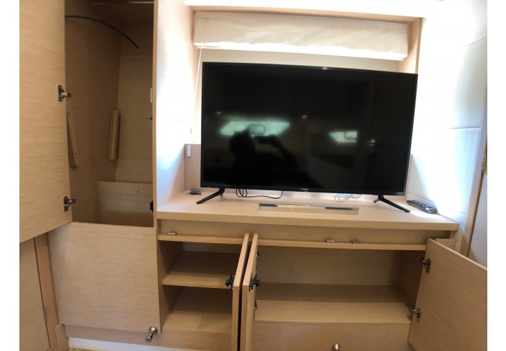 foto: 24 Prestige 420