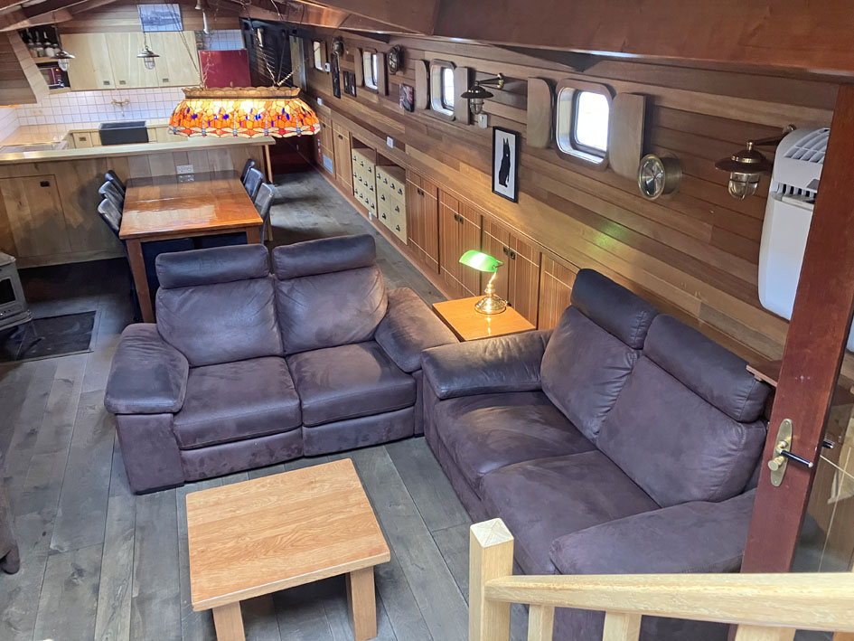 foto: 41 Spits B&B Varend Woonschip 39.09 met CvO