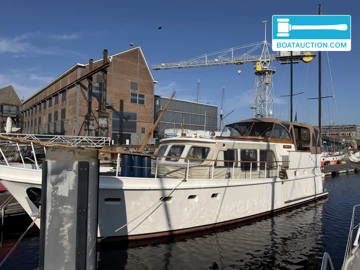 foto: 86 Super van Craft 13.50