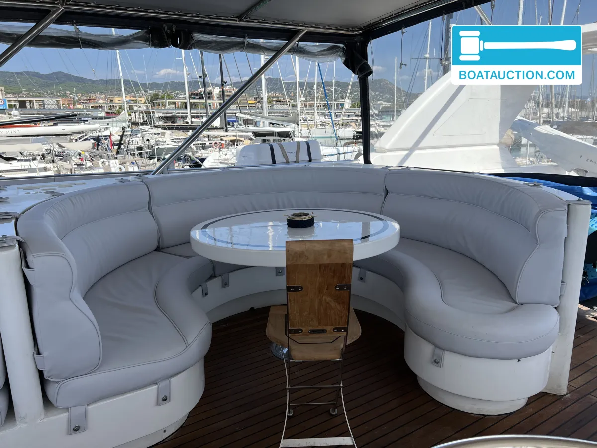 foto: 20 Horizon Elegance 82S