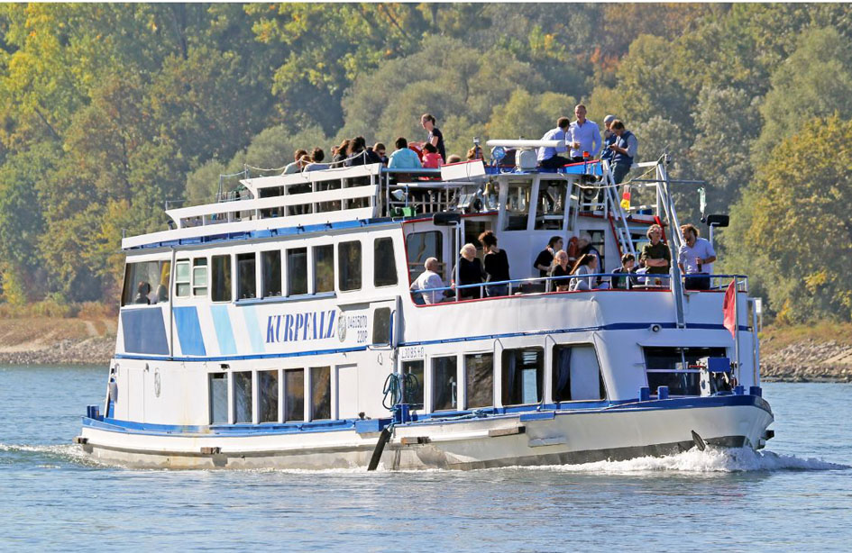 foto: 36 Dagpassagiersschip 221 pers, Rijn gecertificeerd