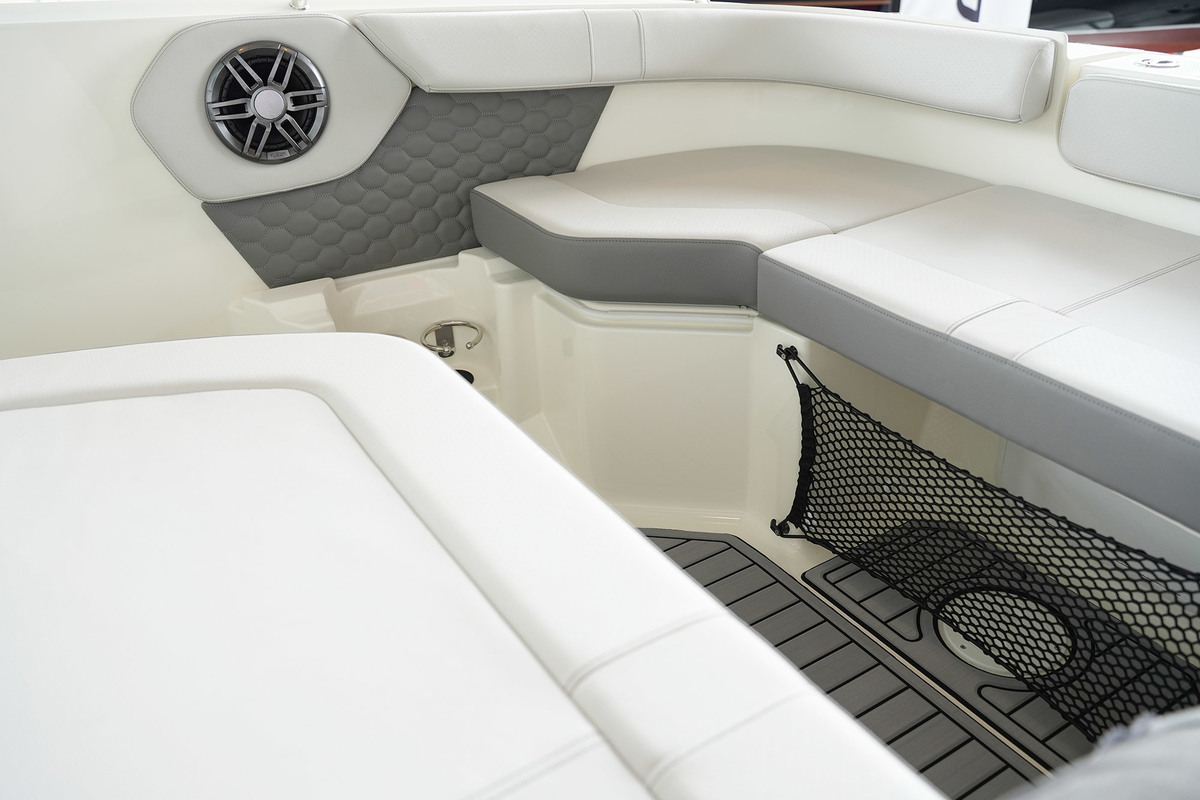 foto: 124 Sea Ray SDX 250