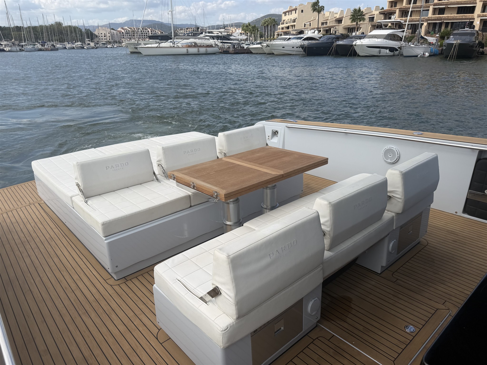 foto: 29 Pardo Yachts 43