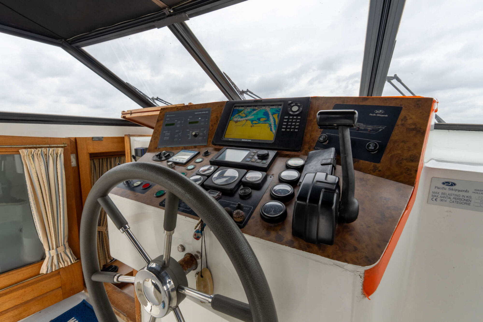 foto: 60 Pacific Pacific Allure 180 Cabrio