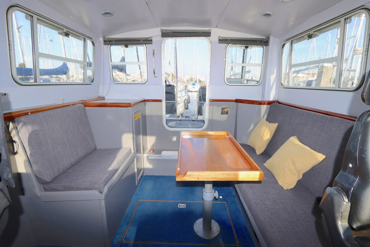 foto: 26 Lochin  333 Workboat