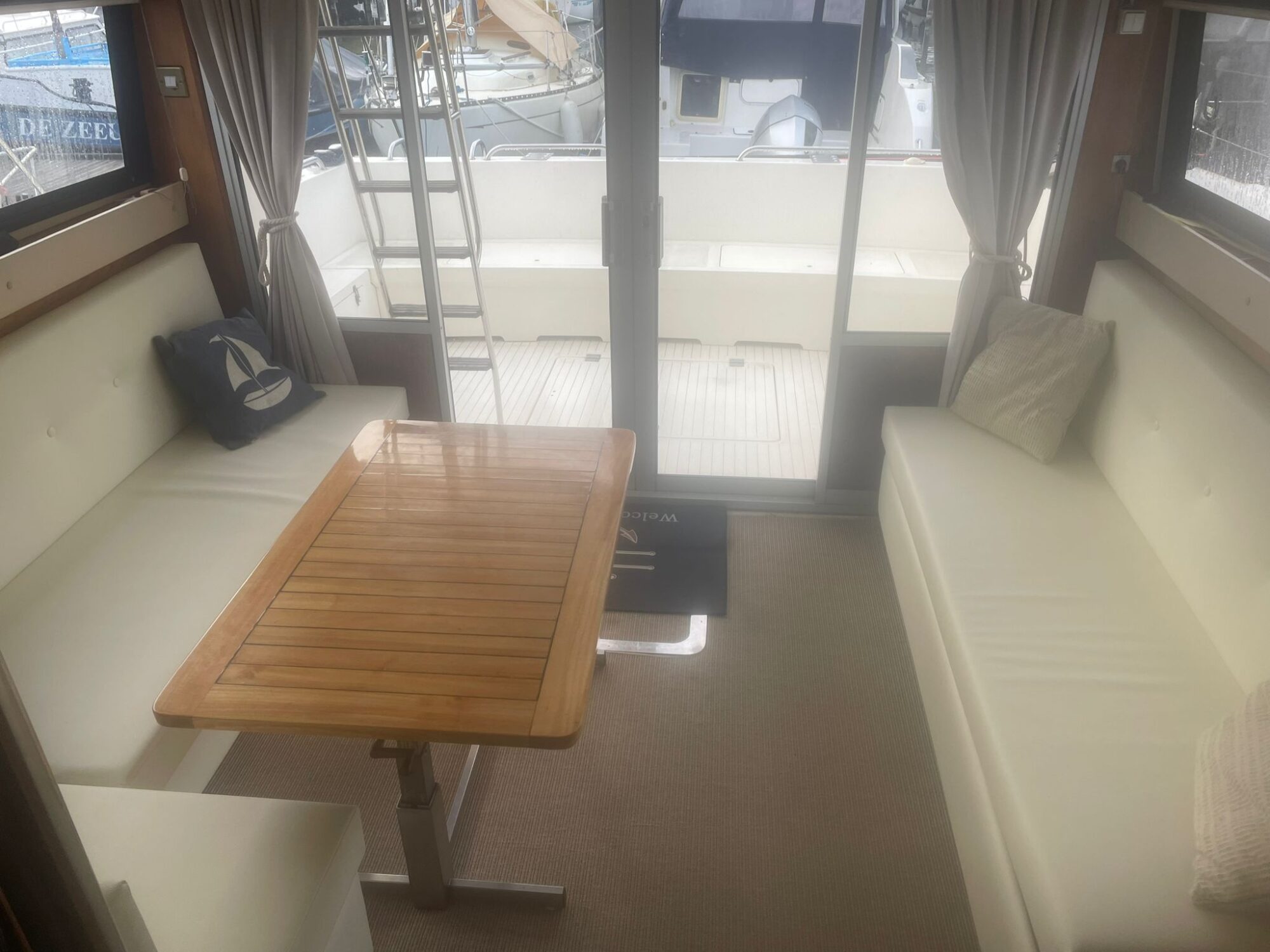 foto: 57 Princess Princess 415 FB