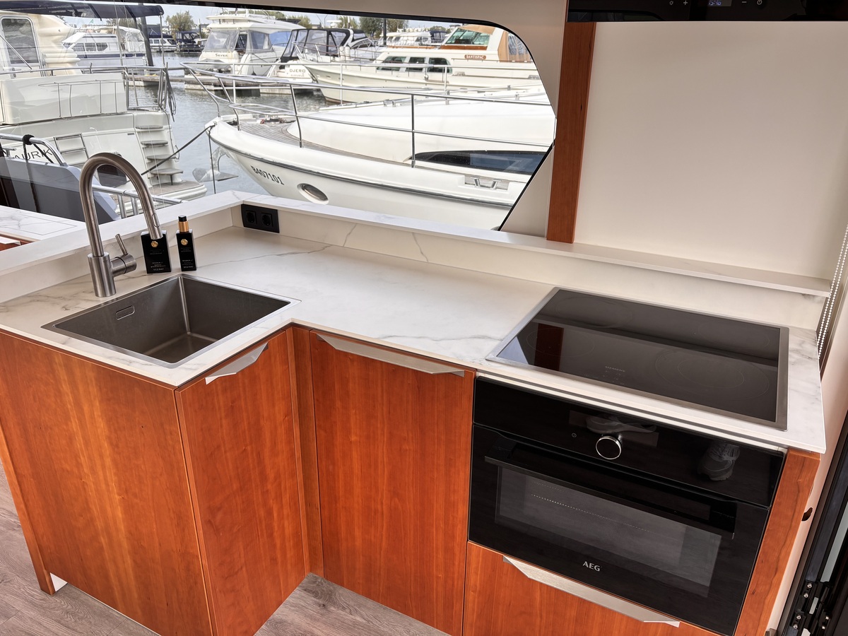 foto: 28 Altena  54 Next Generation 