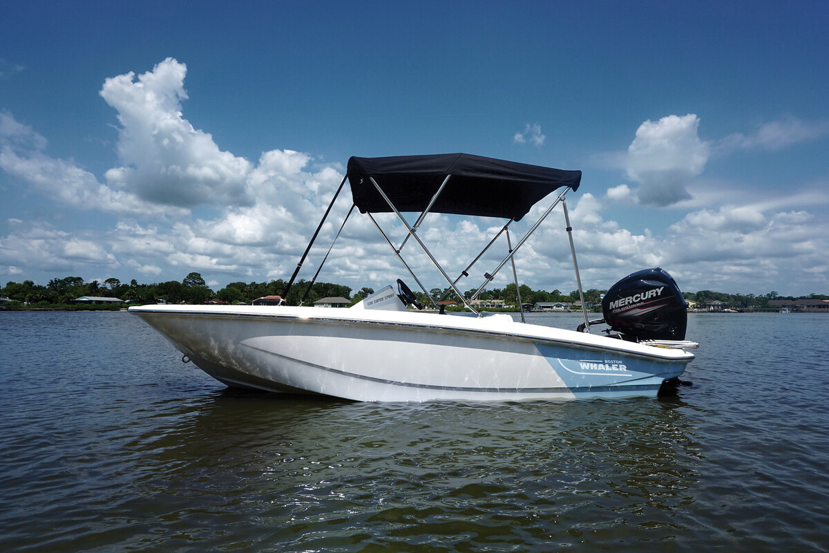 foto: 27 Boston Whaler 130 Super Sport