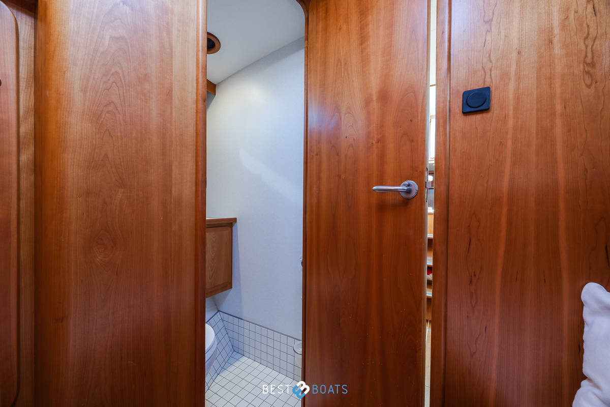 foto: 36 Linssen Grand Sturdy 380 AC 