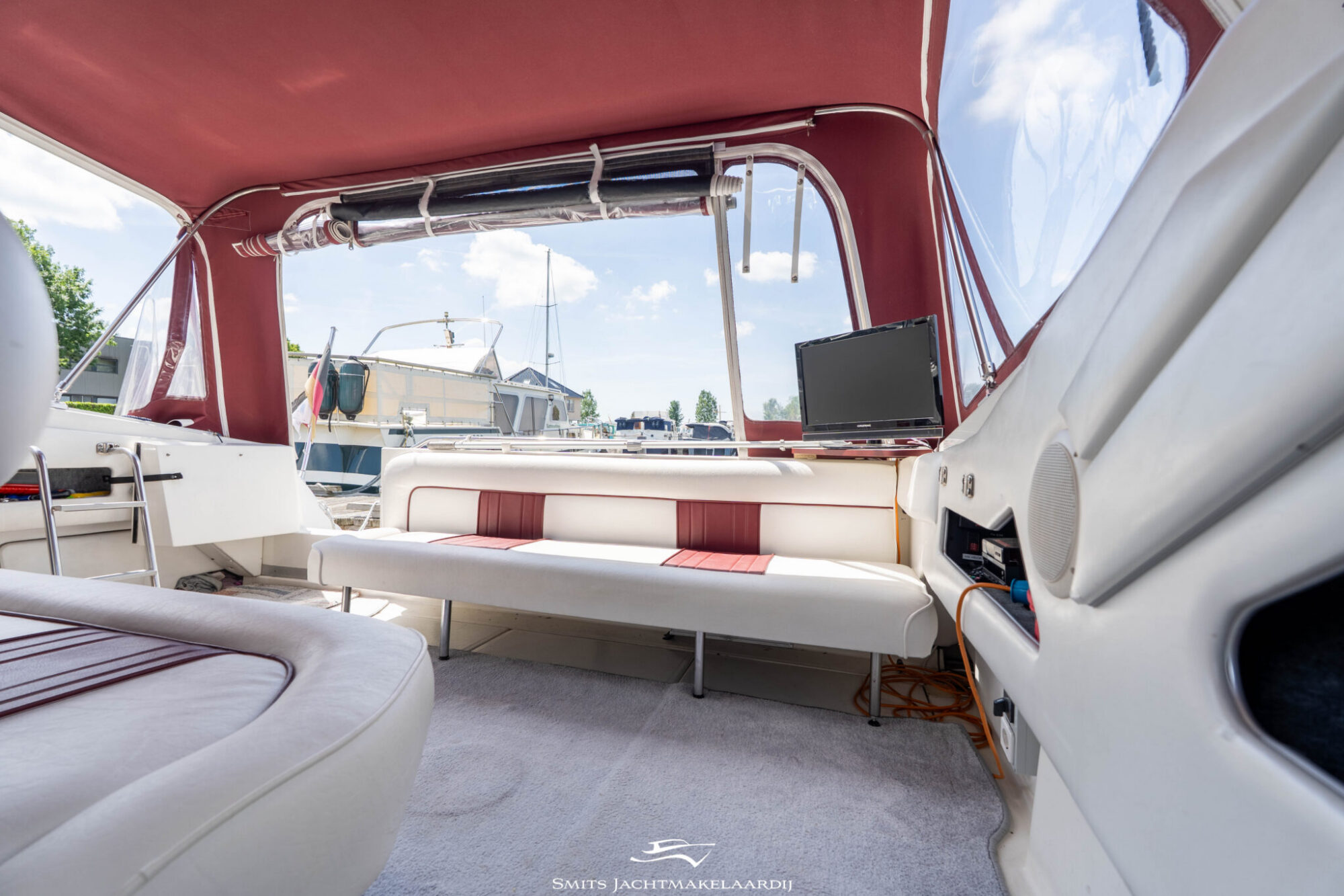 foto: 28 Sea Ray Sea Ray 370 Express Cruiser