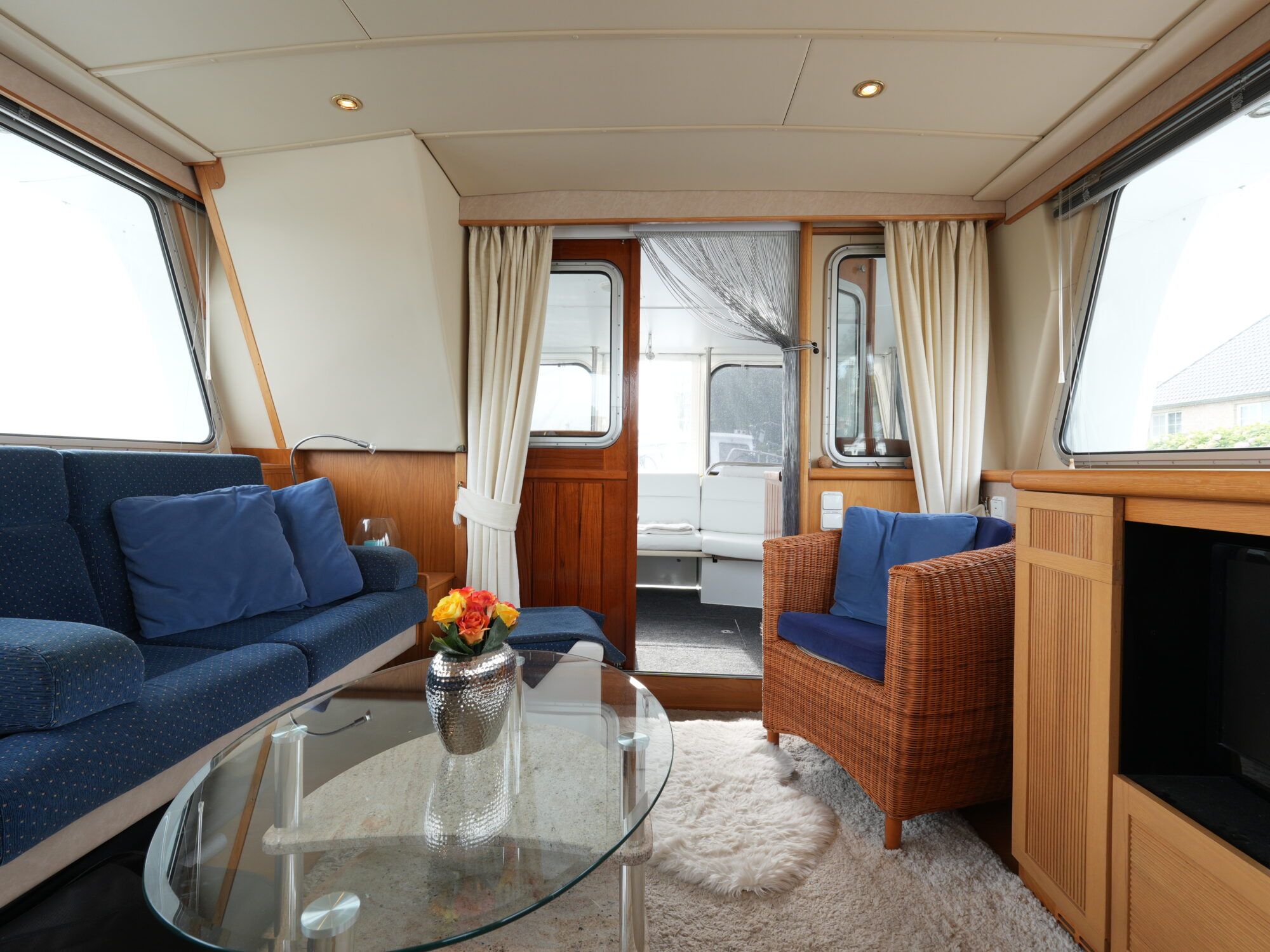 foto: 102 Kajuitzeilboot 700