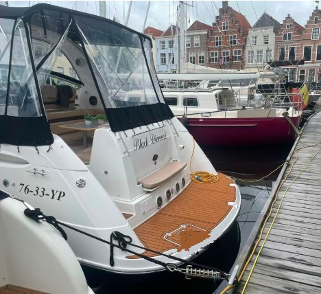 foto: 9 Rinker 360 Speedcruiser