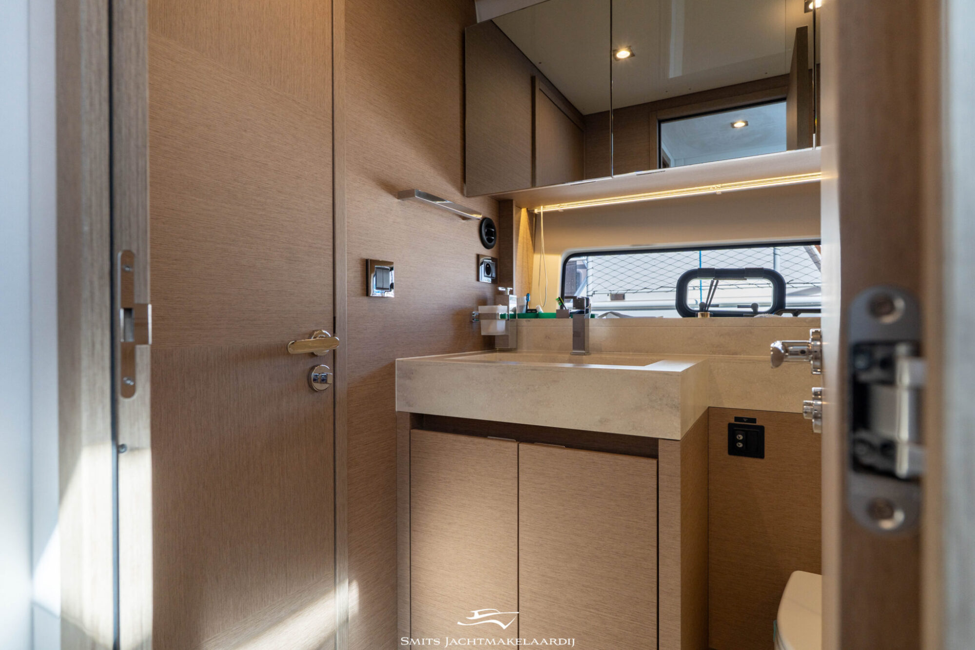 foto: 57 Prestige Prestige 590 Flybridge