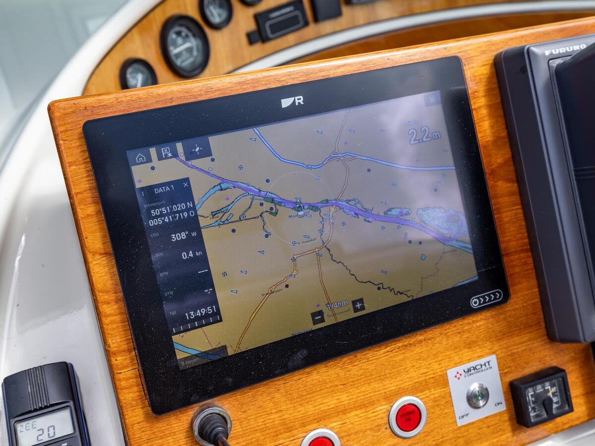 foto: 89 Linssen  Grand Sturdy 500 Variotop