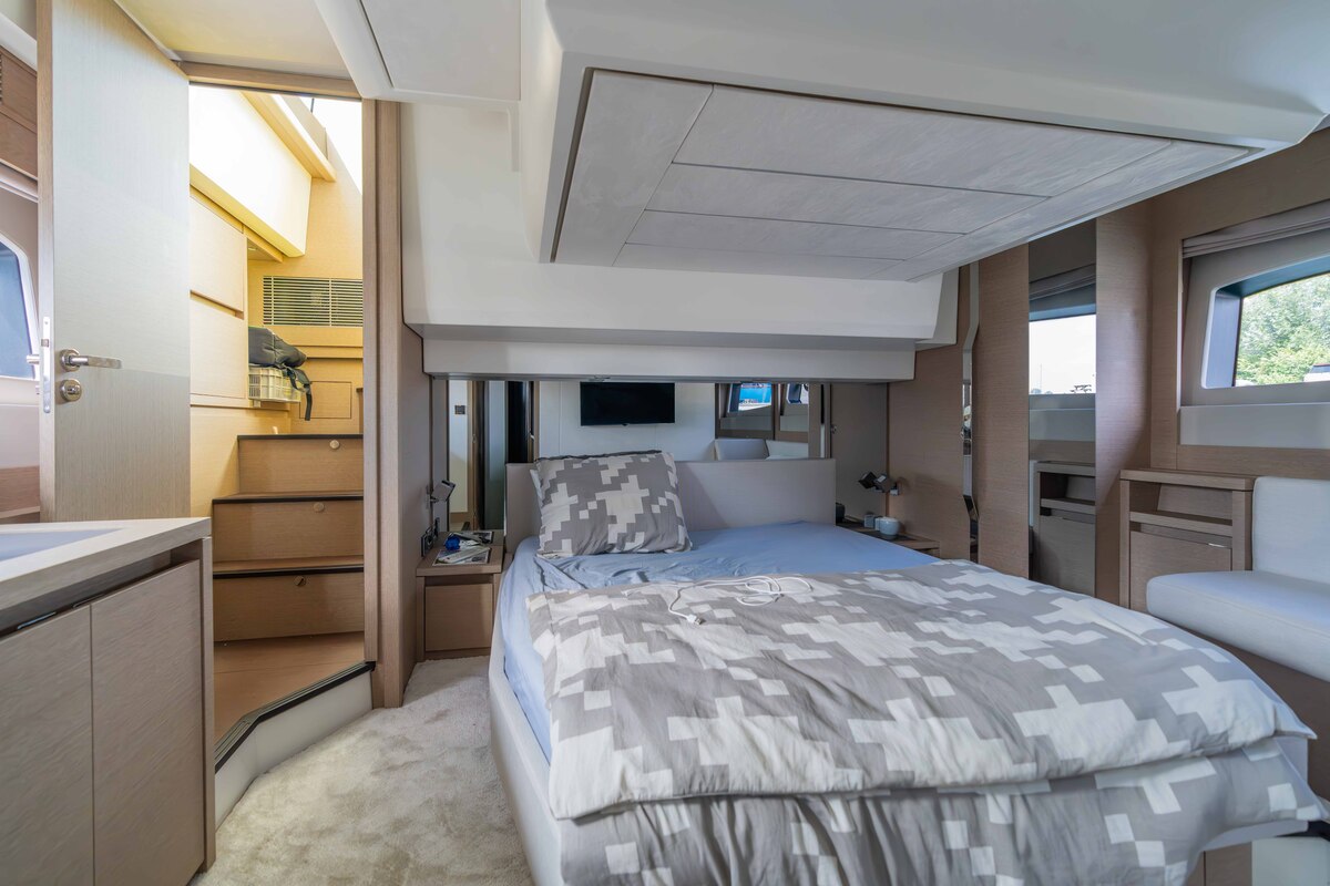 foto: 26 Jeanneau  Prestige 520 Fly
