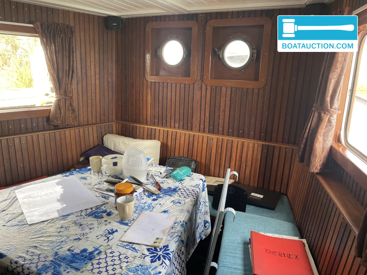 foto: 54 Sleepboot 2200