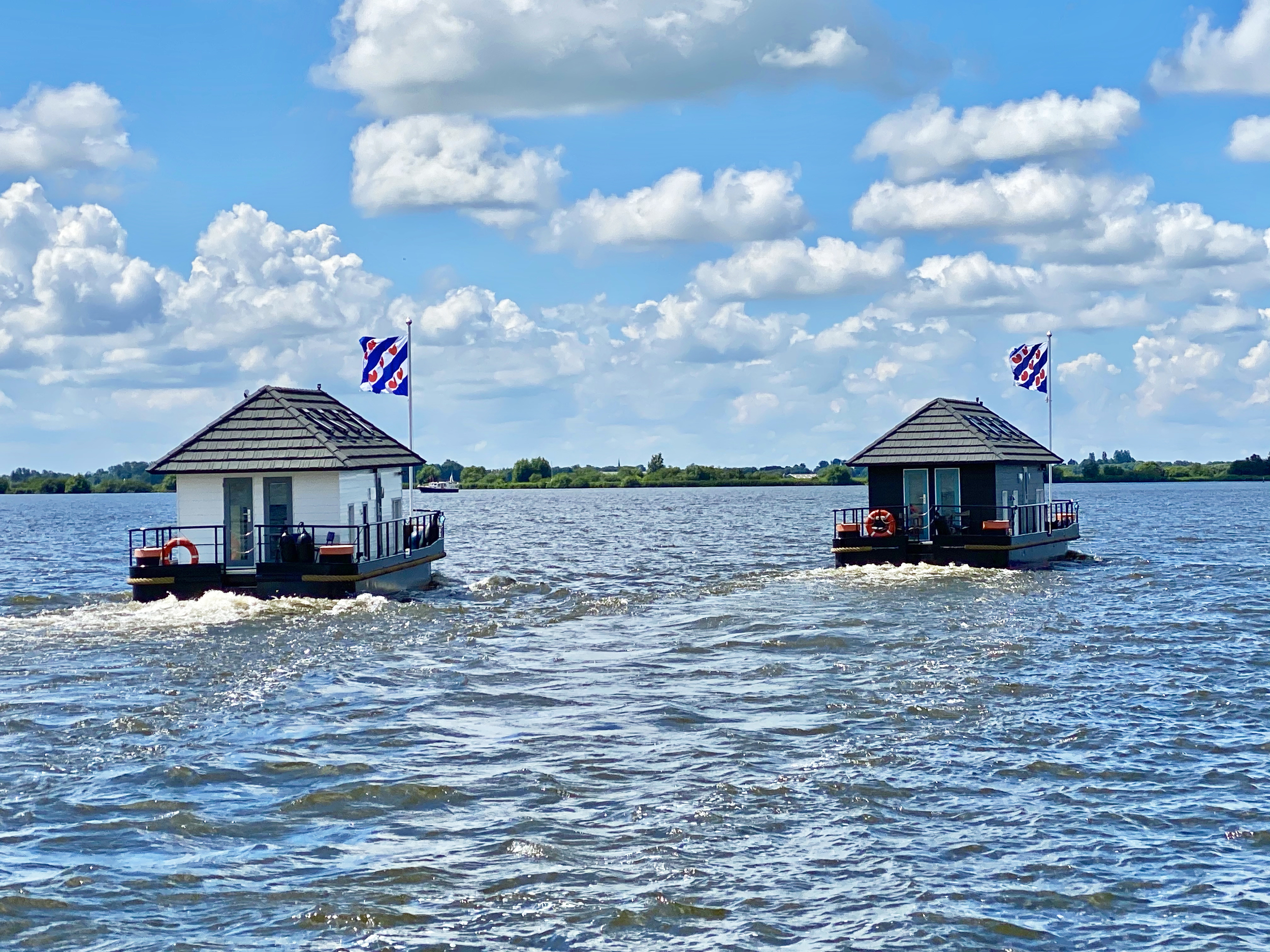 foto: 30 Prins HomeShip 1350 | VaarHuis | Houseboat