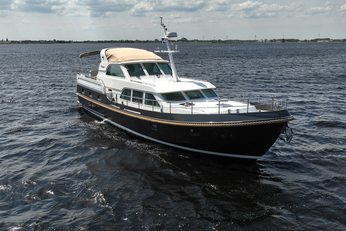 foto: 132 Linssen Grand Sturdy 500 Variotop Mark II