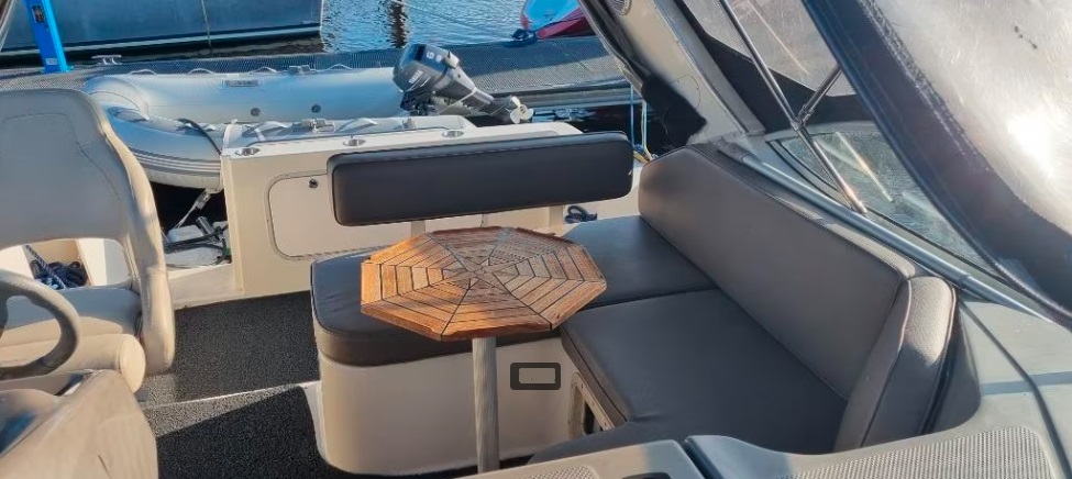 foto: 7 BAYLINER 2855