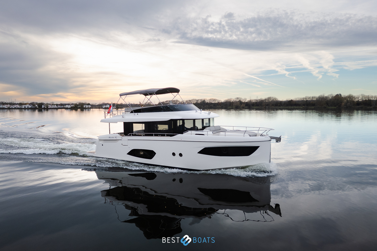 foto: 73 Absolute  Navetta 52