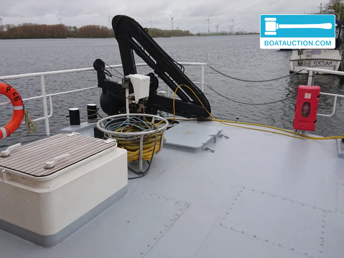 foto: 65 Bateau de patrouille 2300