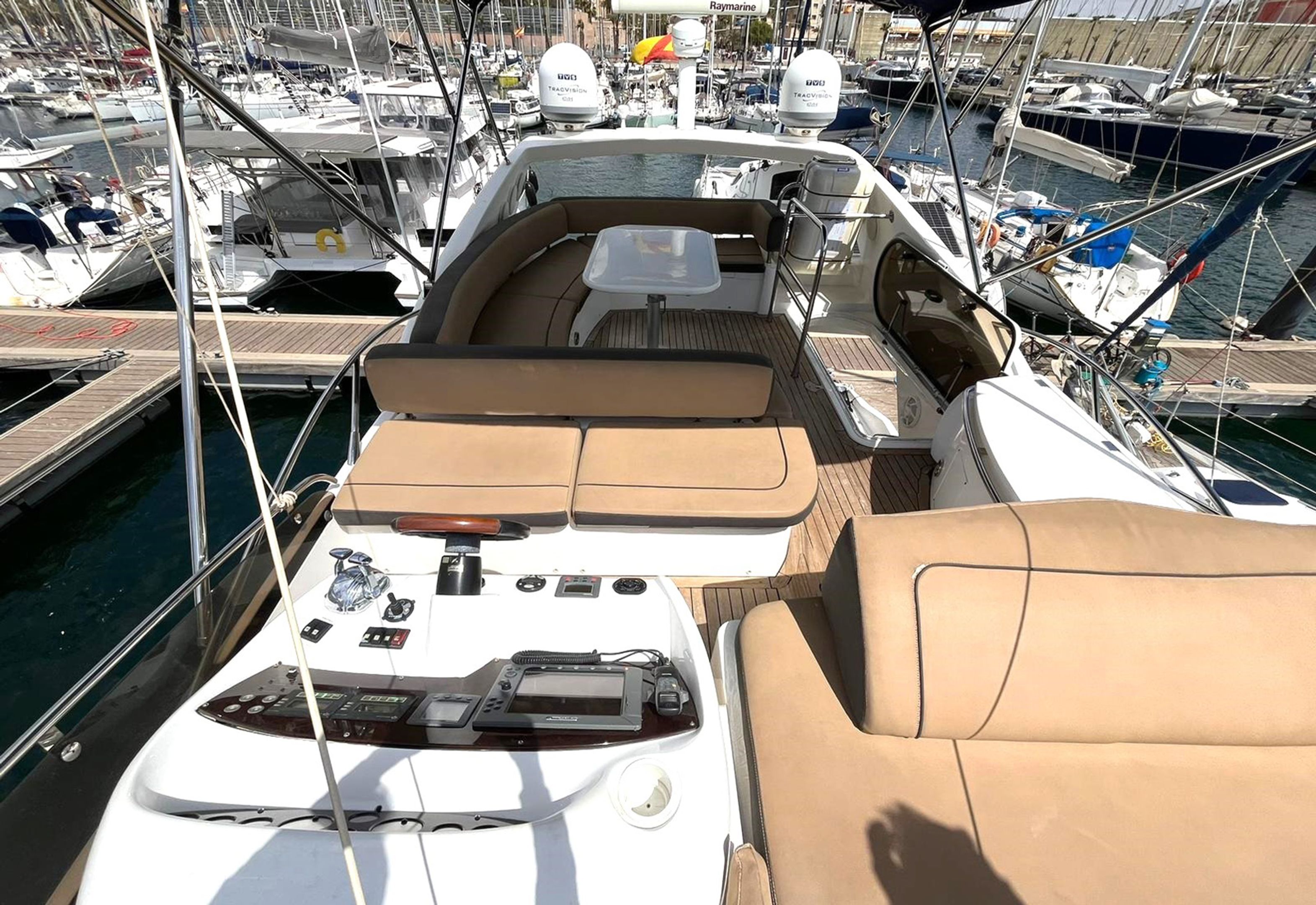 foto: 16 Sunseeker Manhatten 50