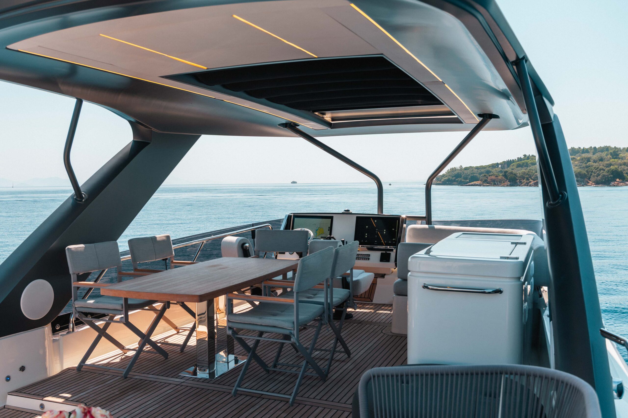foto: 104 Prestige 690 flybridge