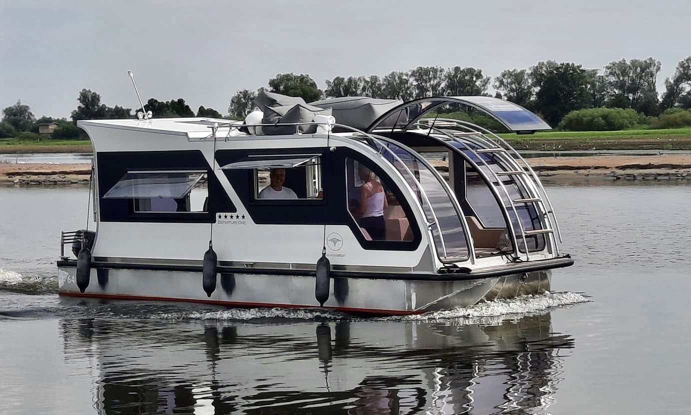 foto: 25 Caravanboat DepartureOne M Free (Houseboat)