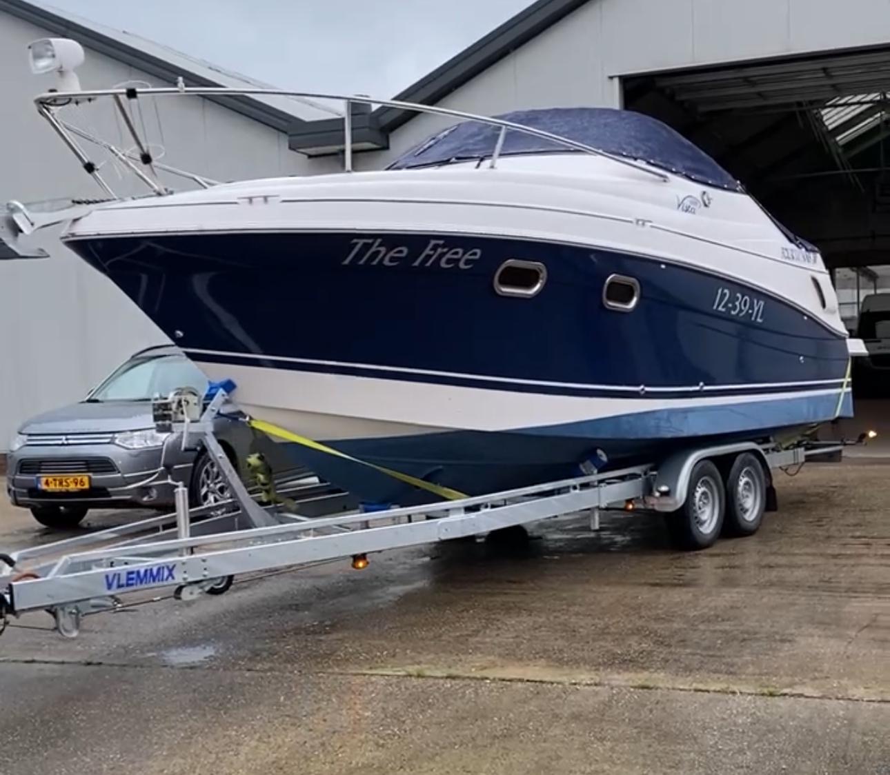 foto: 43 Four Winns Four Winns 248 Vista