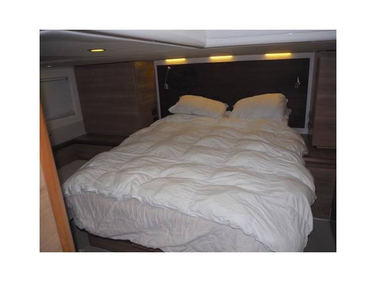 foto: 30 Sealine F 46