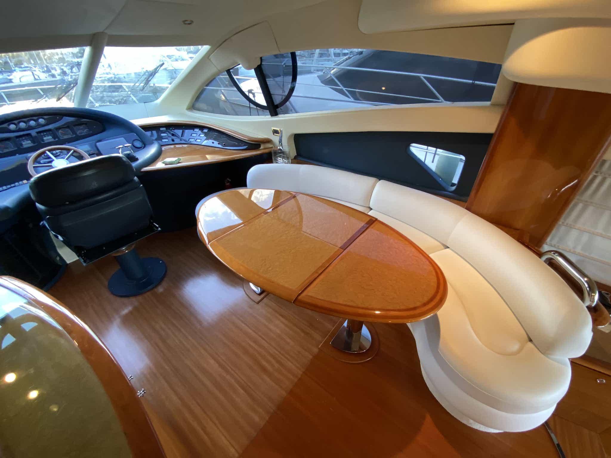 foto: 19 Azimut  55