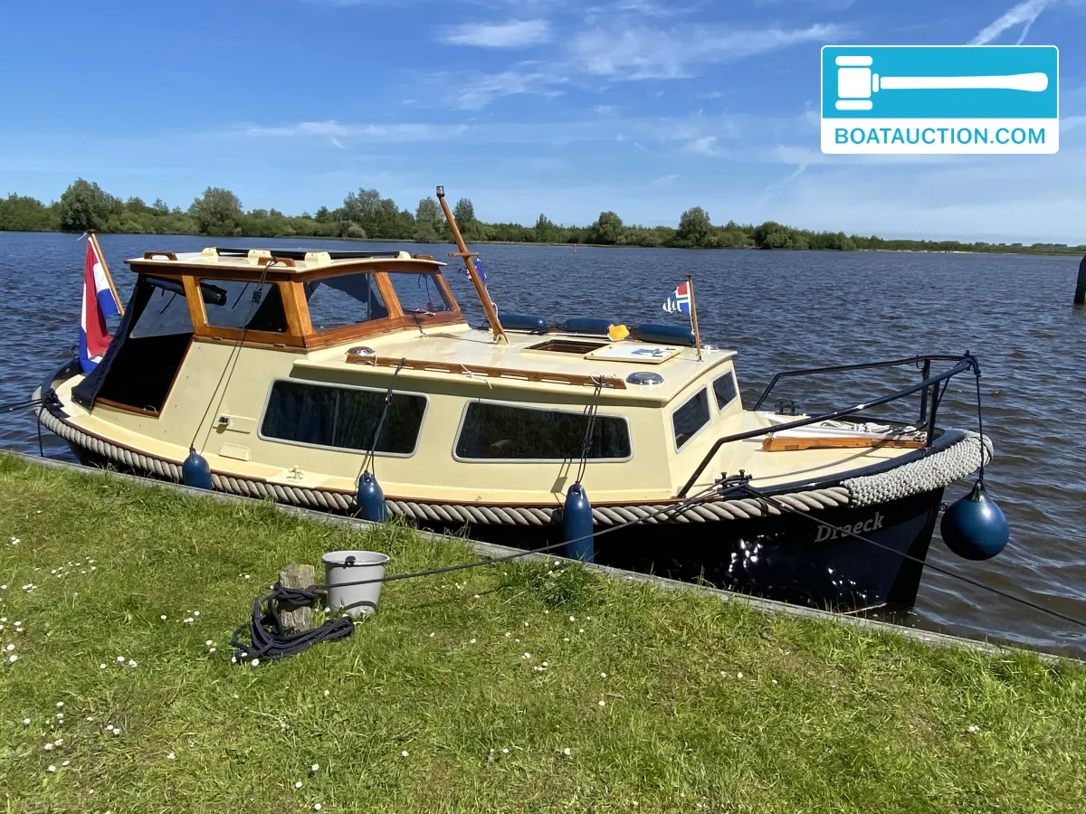 hoofdfoto: 1 Kajuitsloep 740