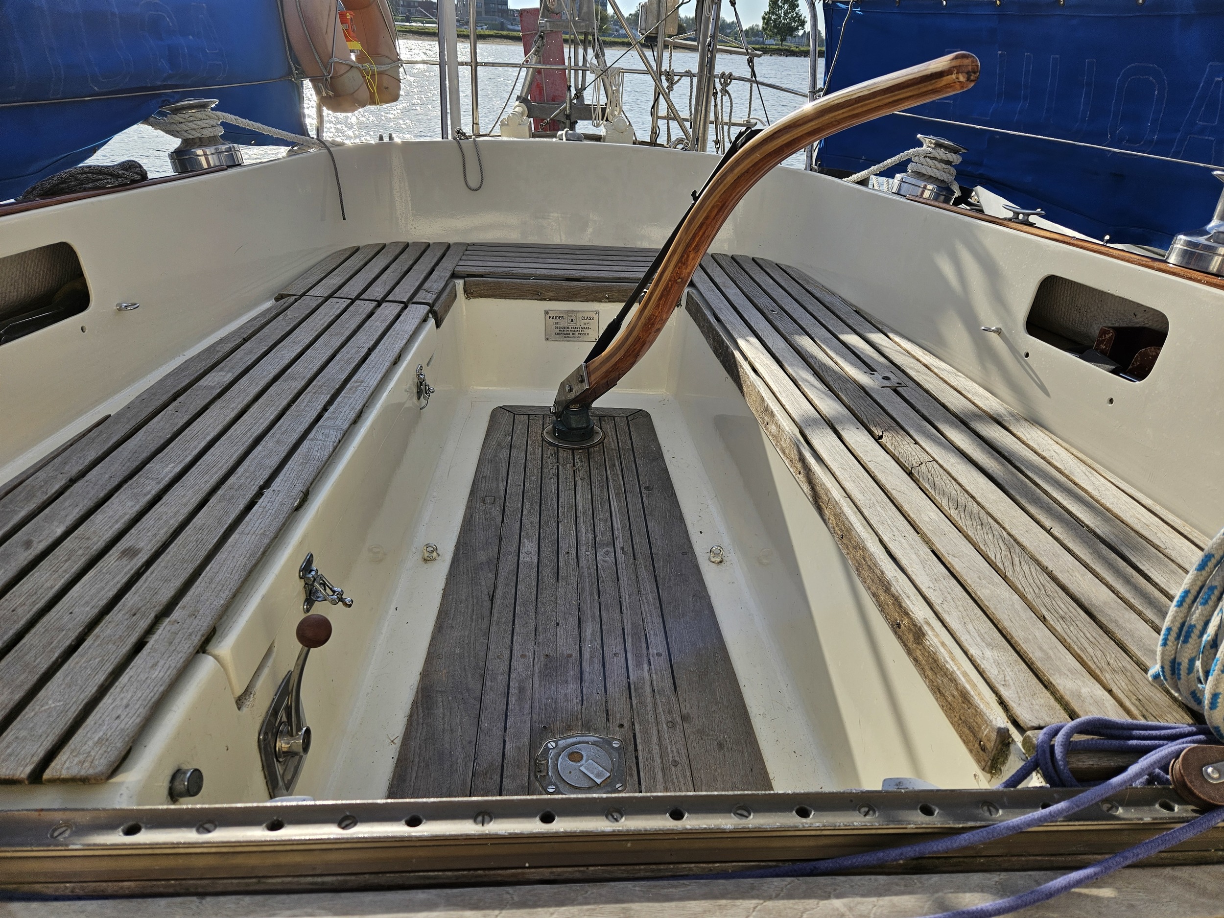 foto: 56 Frans Maas Raider 35