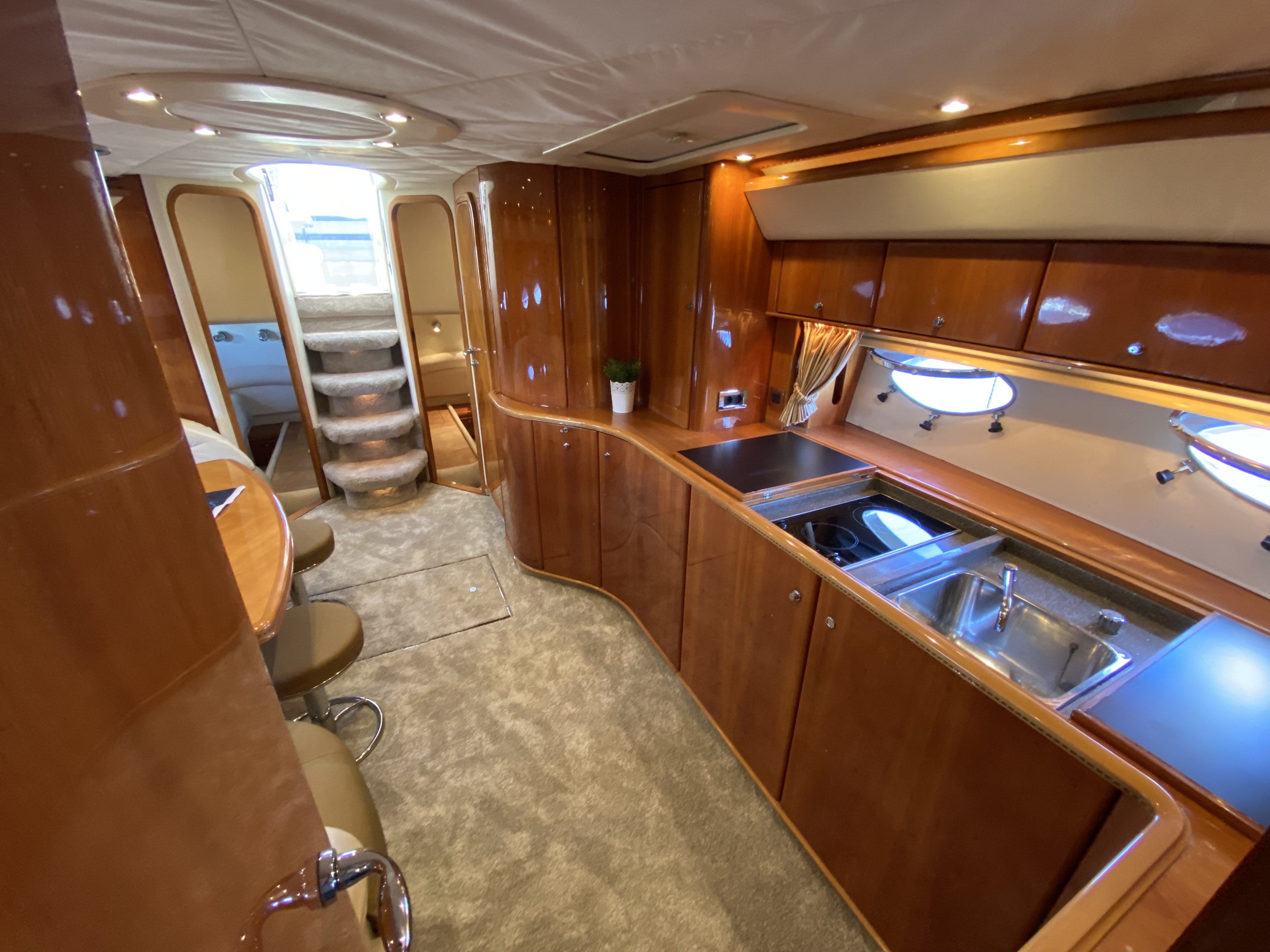 foto: 27 Princess V 55