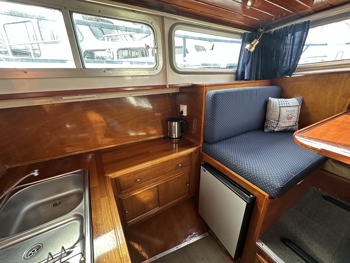 foto: 19 Van heckkruiser 995