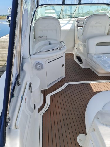 foto: 28 Sea Ray 375 Sundancer Twin Diesel