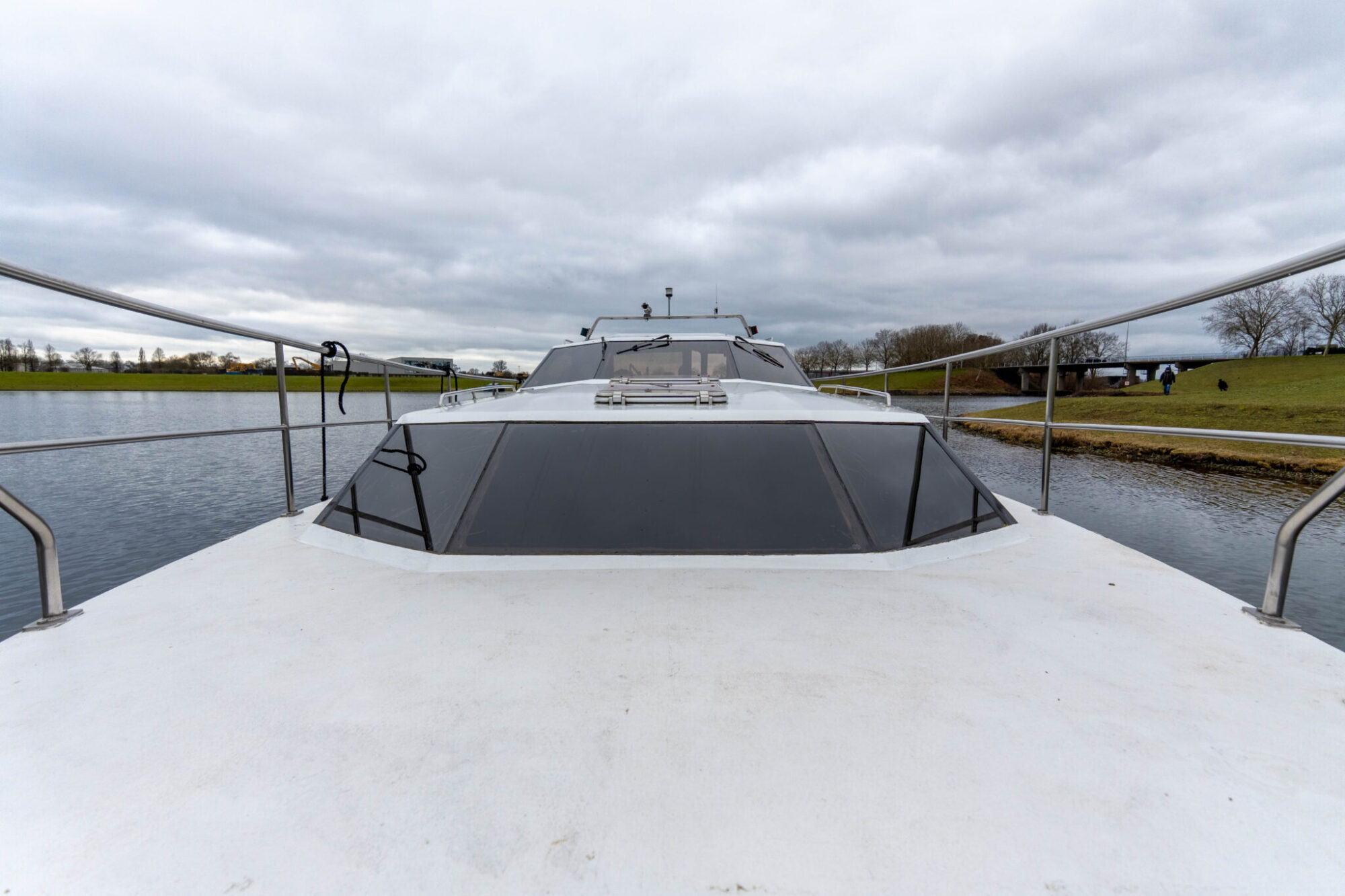 foto: 28 Stadtline Stadtline 38 OK Spiegeldeur