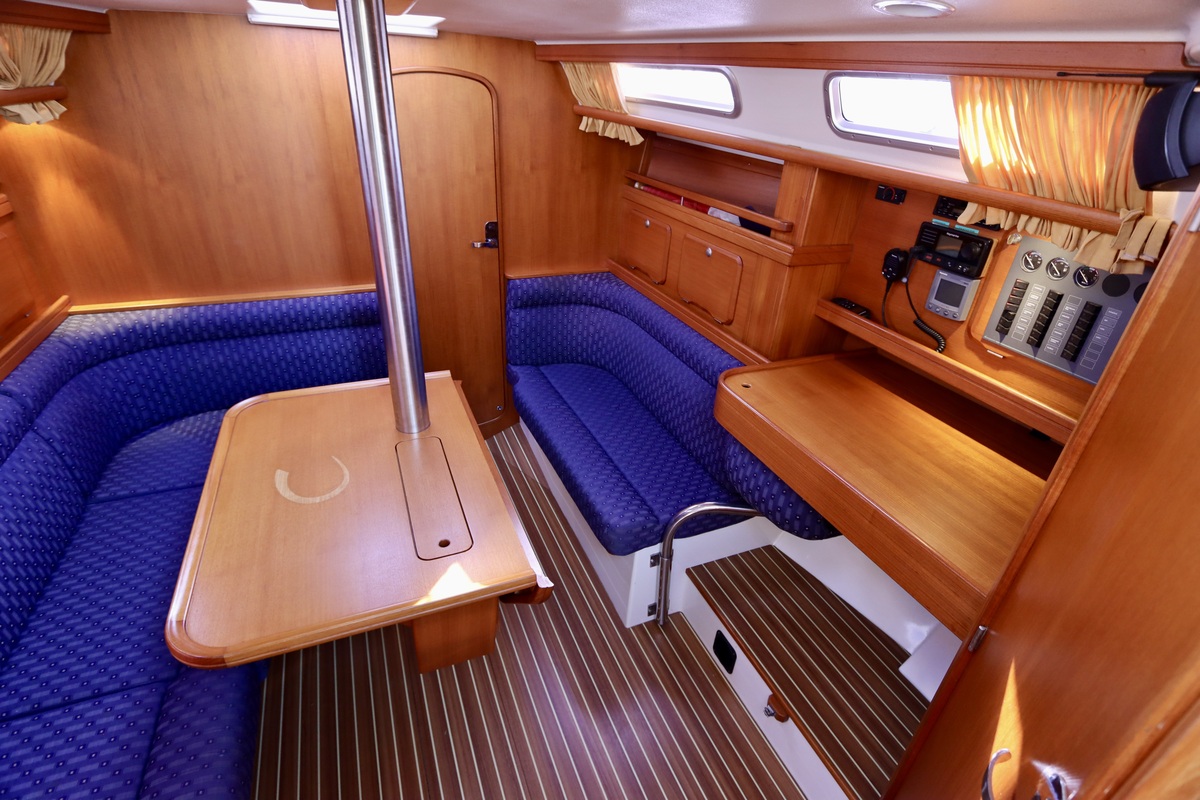 foto: 30 C-Yacht 10.40