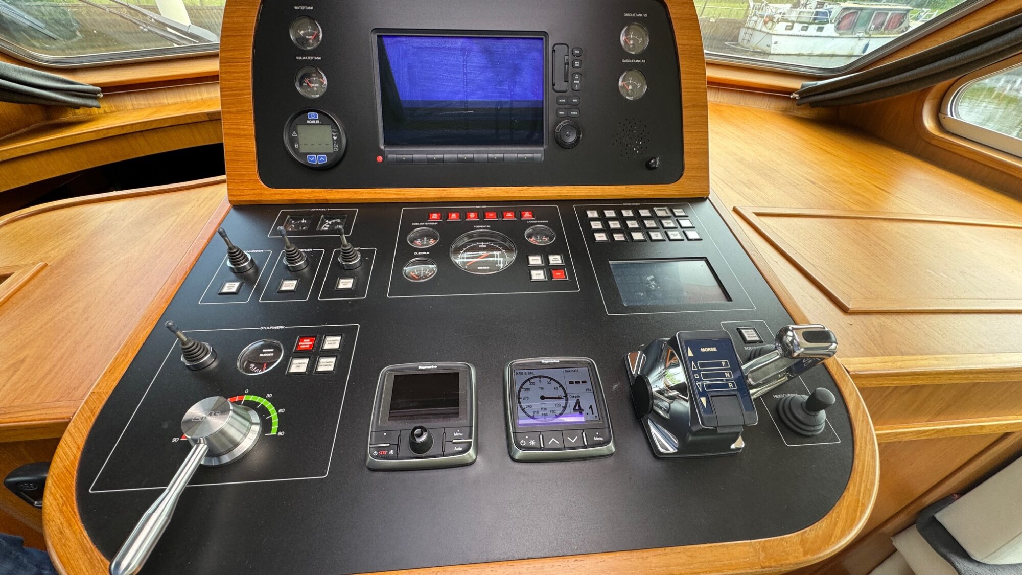 foto: 85 Custen Custen Kruiser 18.00 VS