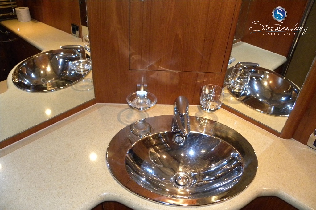 foto: 24 Valk Valk Continental 15.50